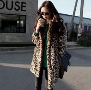 Mantel bulu palsu longgar, man - Street Fashion Men 2025 ulasan dan harga