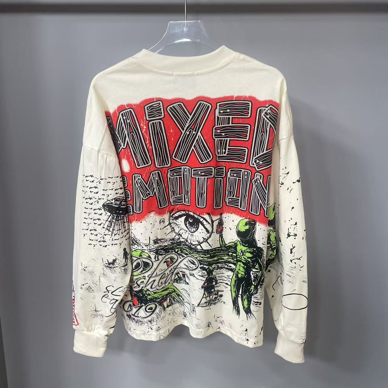 Kaos Lengan Panjang MIXED-EMOT - Street Fashion Clothing ulasan dan harga