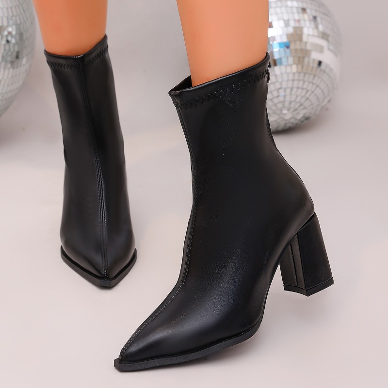 Sepatu Bot Wanita Berkualitas  - Street Fashion Walk ulasan dan harga